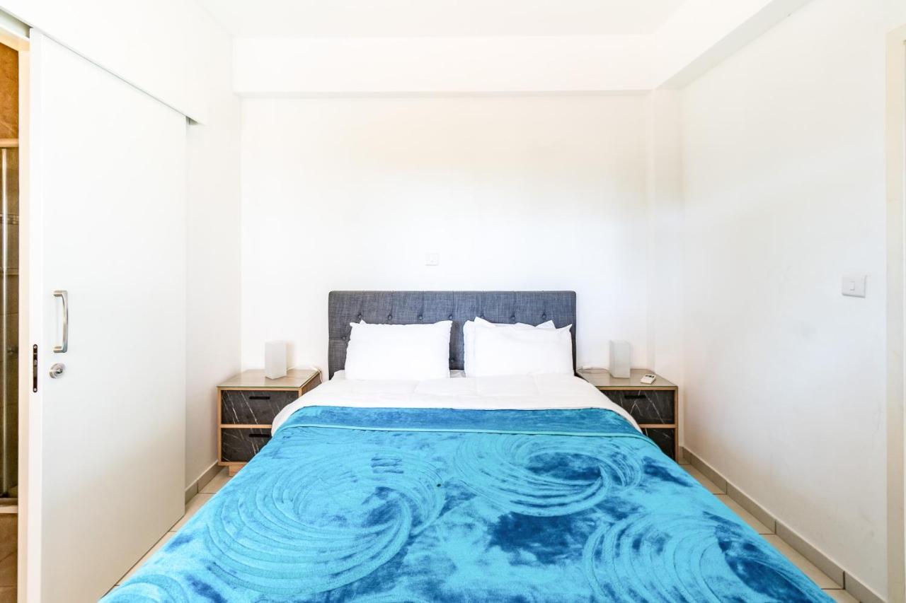 Villa Oasis By Ezoria Villas Coral Bay Luaran gambar
